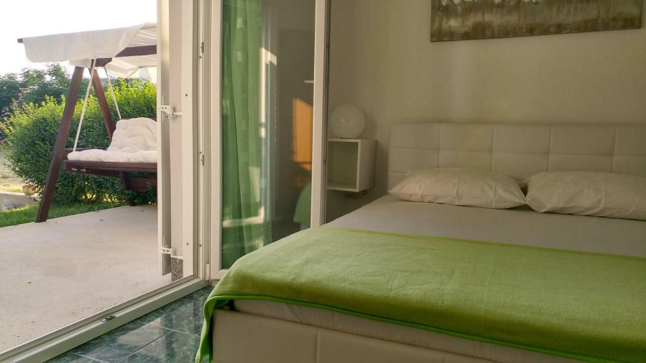 Apartmani Kastelan Barbat na Rabu Esterno foto