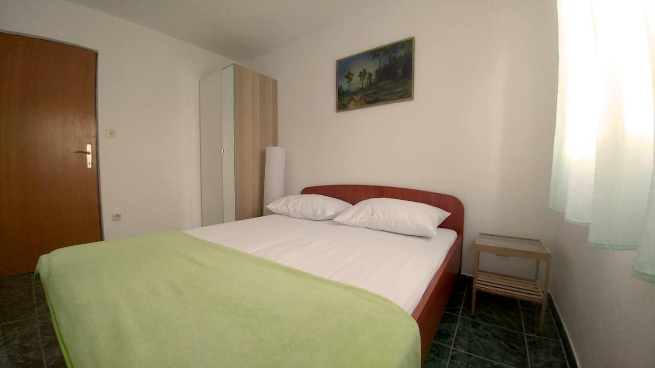 Apartmani Kastelan Barbat na Rabu Esterno foto